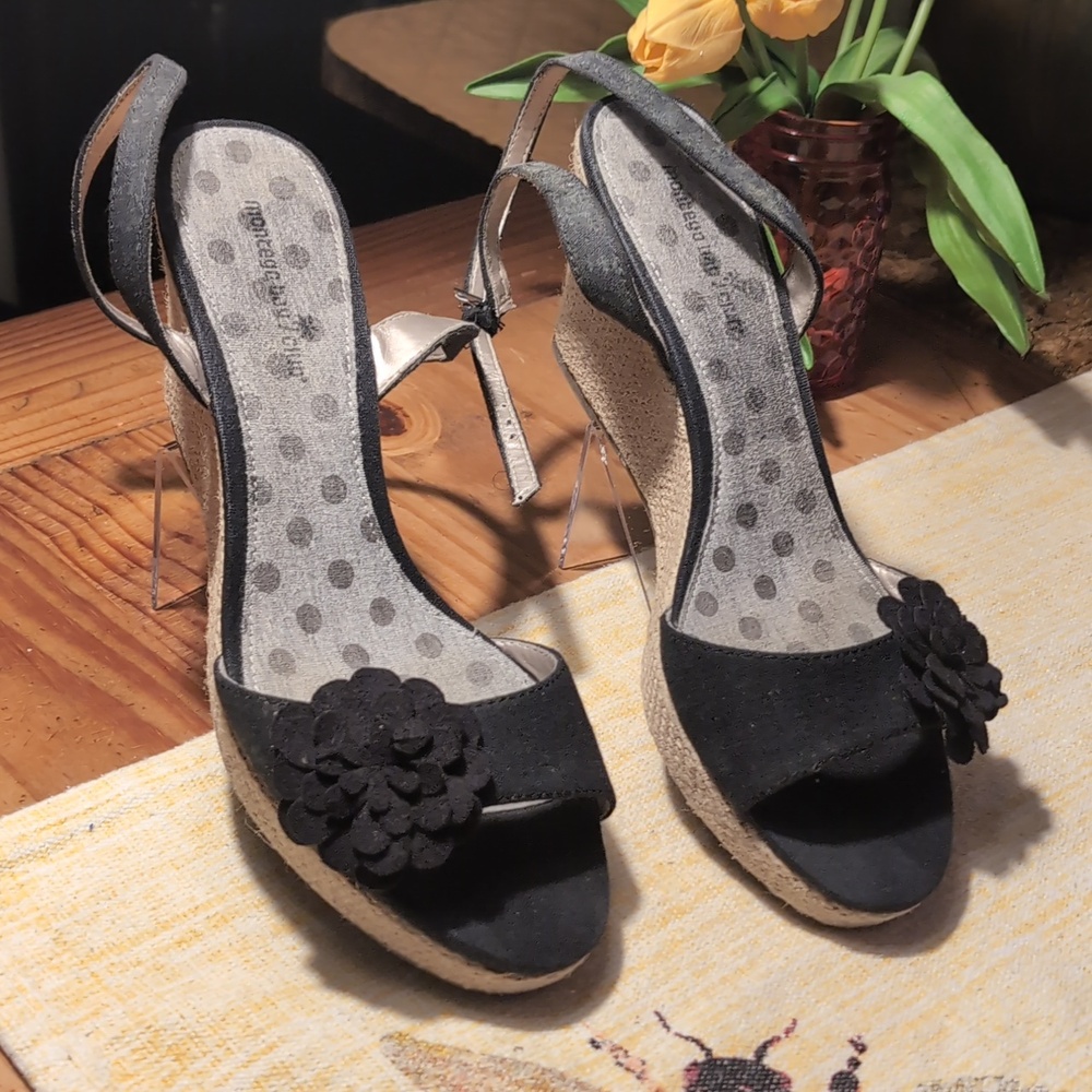 Montego Bay Club - Black Wedge Sandals with Floral Accent. Ankle Clasp. - Picture 3 of 4